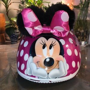 Toddler Minnie Helmet with Pop Pom and Bow detail